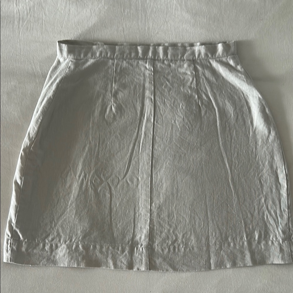 Linen Mini - Picture 3 of 3